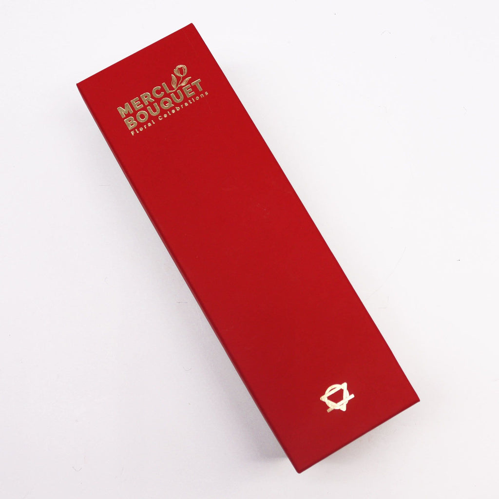 Eternal Passion — Classic Red Roses Gift Box3